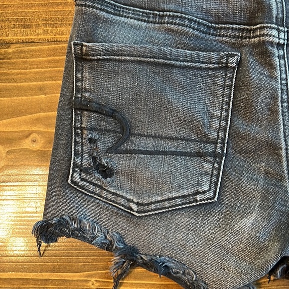 American Eagle Distressed Shorts - Picture 10 of 10